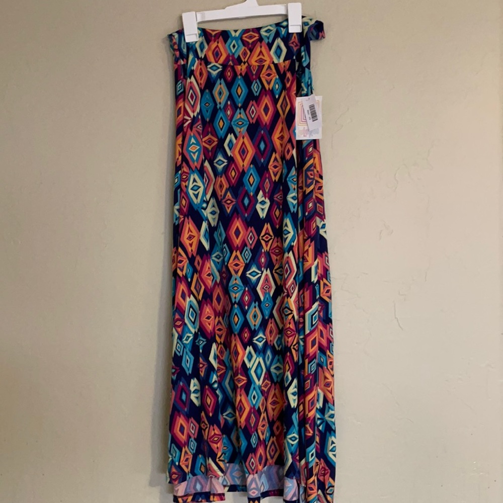 NWT XS beautiful LuLaRoe maxi skirt